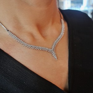 Pırlanta Montür Modern Su Yolu Düğün ve Nişan Seti Pırlanta Montür Modern Su Yolu Düğün ve Nişan Seti