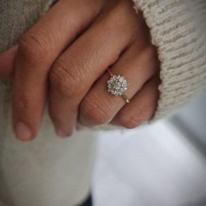 Baget Taşlı Tasarım Yüzük 14 Ayar Baget Taşlı Tasarım Yüzük 14 Ayar