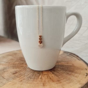 Taşlı Üçlü Kalp Altın Kolye Taşlı Üçlü Kalp Altın Kolye