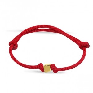 Altın Küp Kırmızı İpli Bileklik Altın Küp Kırmızı İpli Bileklik